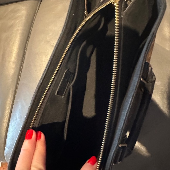 Louis Vuitton Soufflot MM - Picture 12 of 13